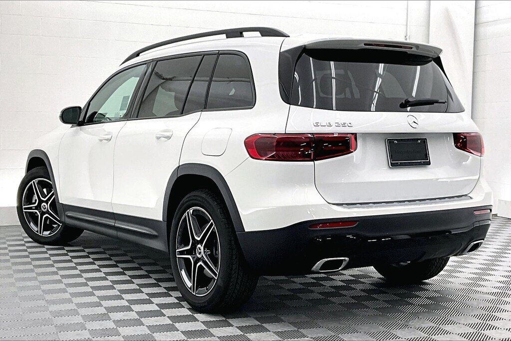 New 2026 Mercedes-Benz GLB 250  SUV