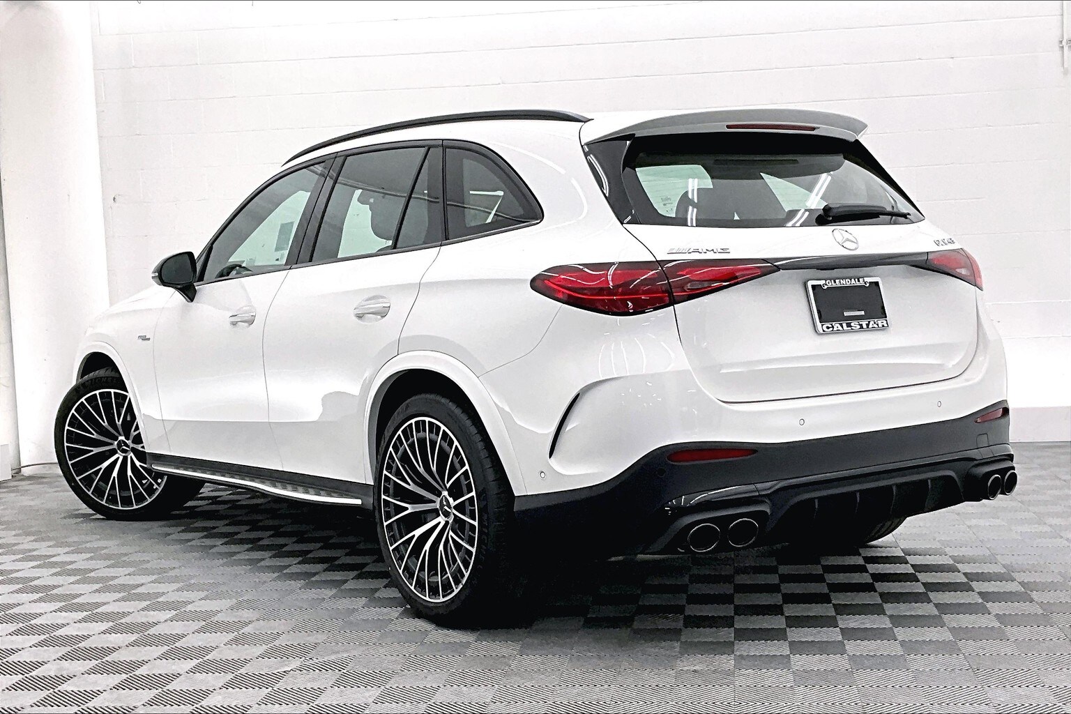 2025 Mercedes Benz GLC AMG 43 photo 2