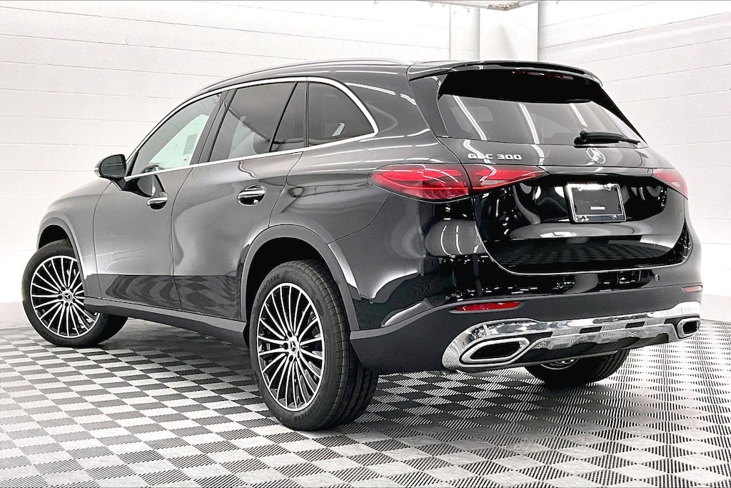 New 2026 Mercedes-Benz GLC 300 SUV