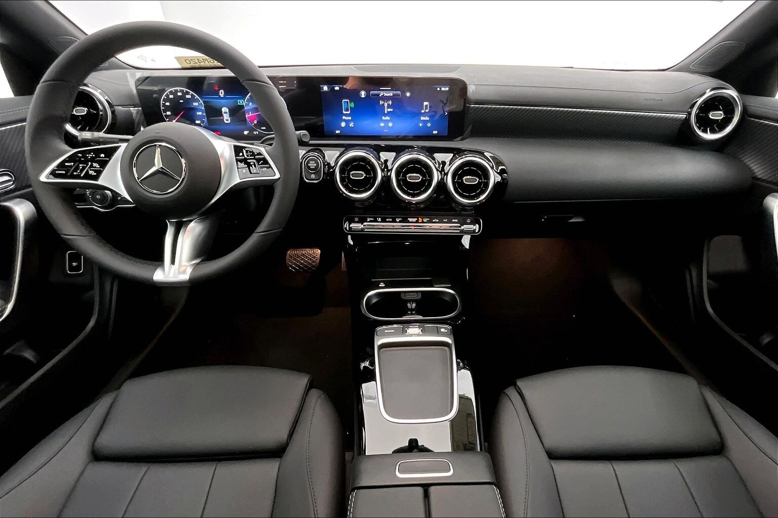 2026 Mercedes Benz CLA 250 photo 4