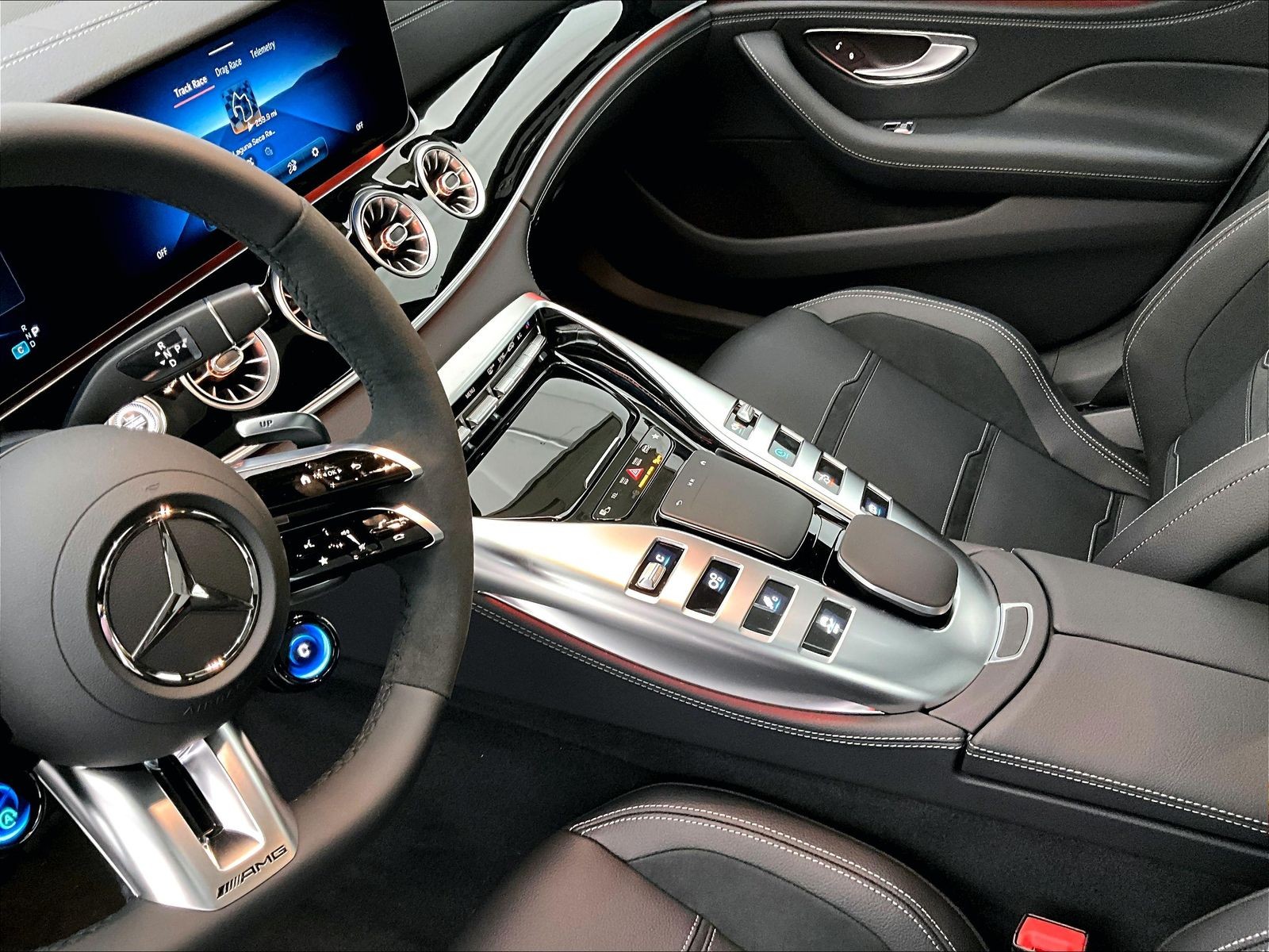 2026 Mercedes-Benz AMG GT 4-Door Coupe 43 - Photo 8