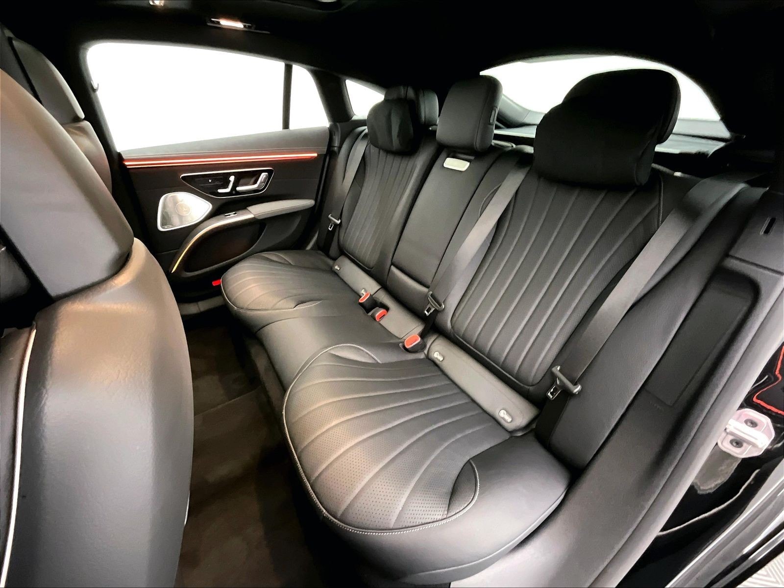 2026 Mercedes-Benz EQS Base - Photo 17