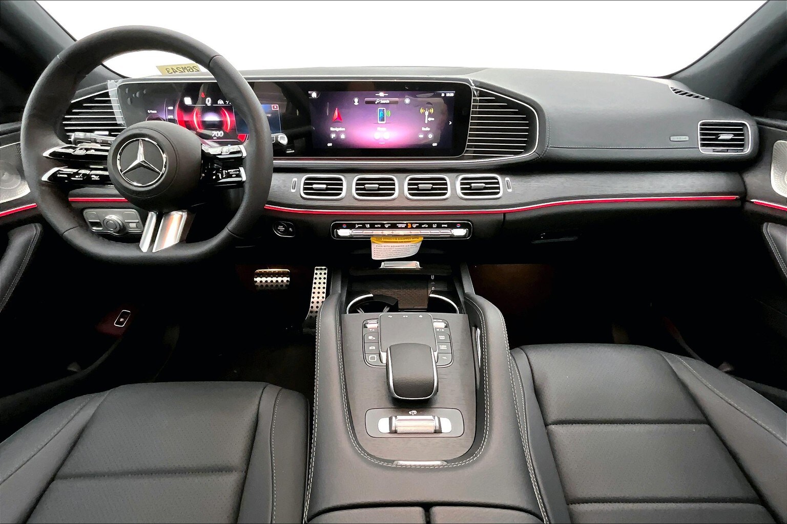 2026 Mercedes Benz GLS 450 4MATIC photo 3