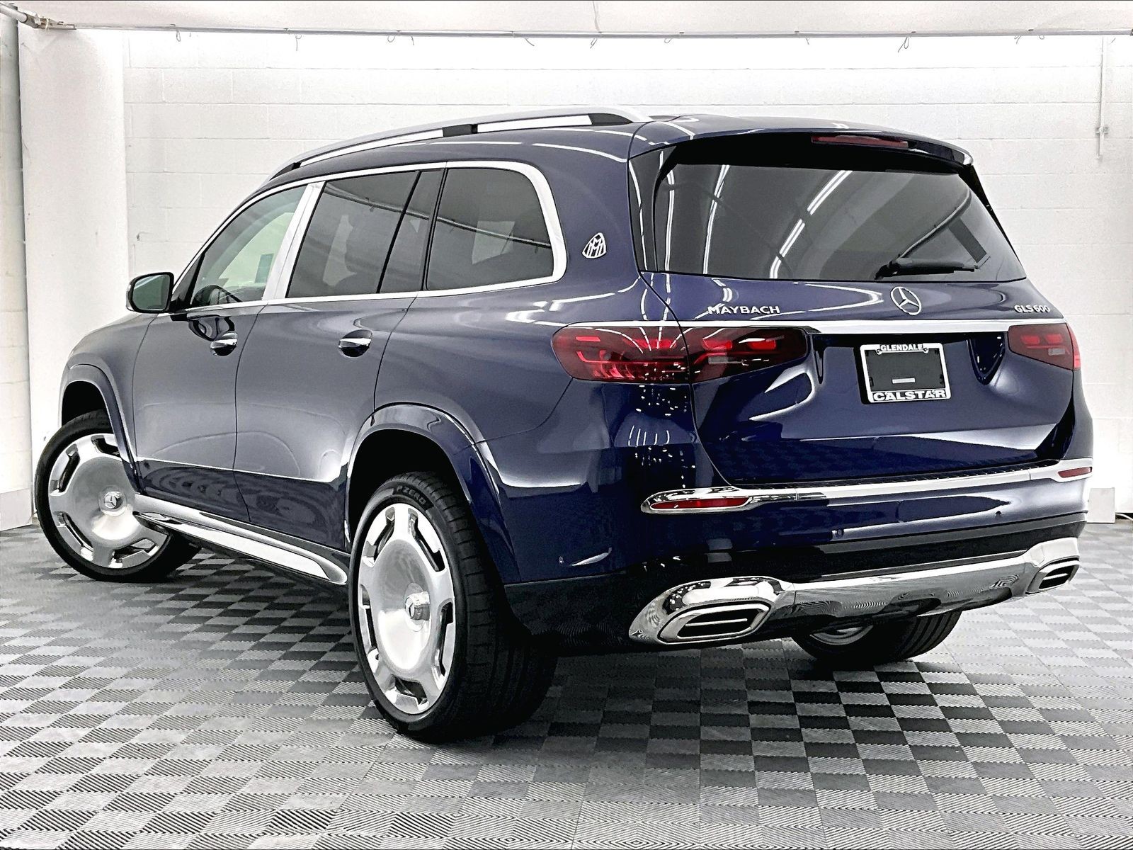 2026 Mercedes-Benz GLS photo 2