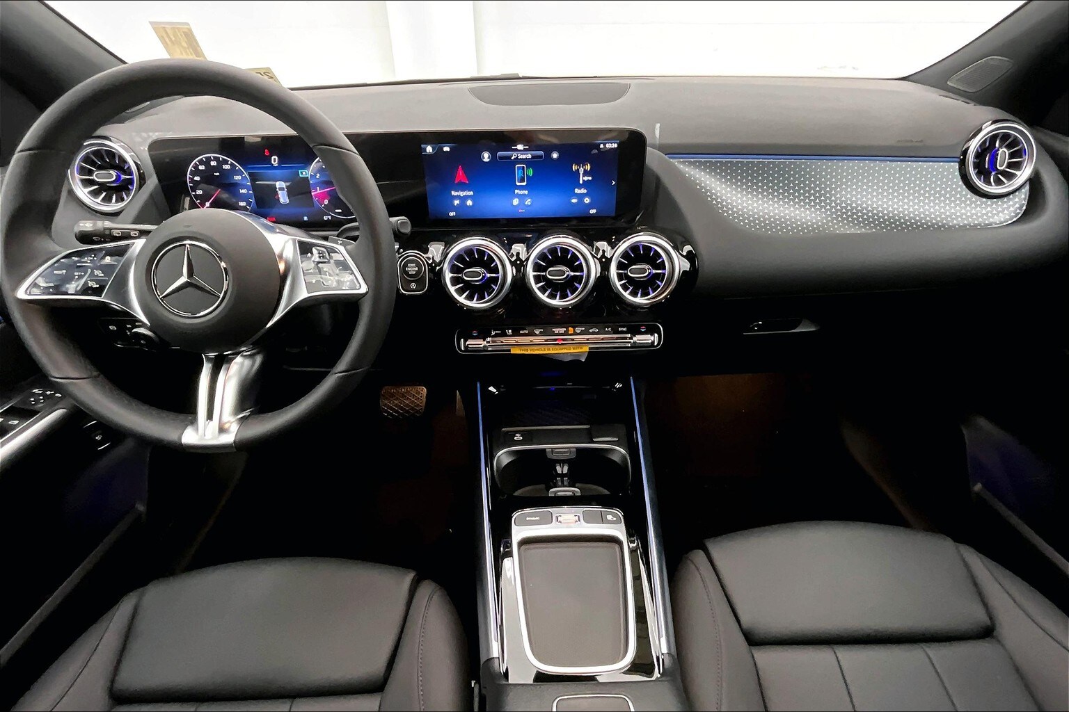 2025 Mercedes Benz GLA 250 photo 4