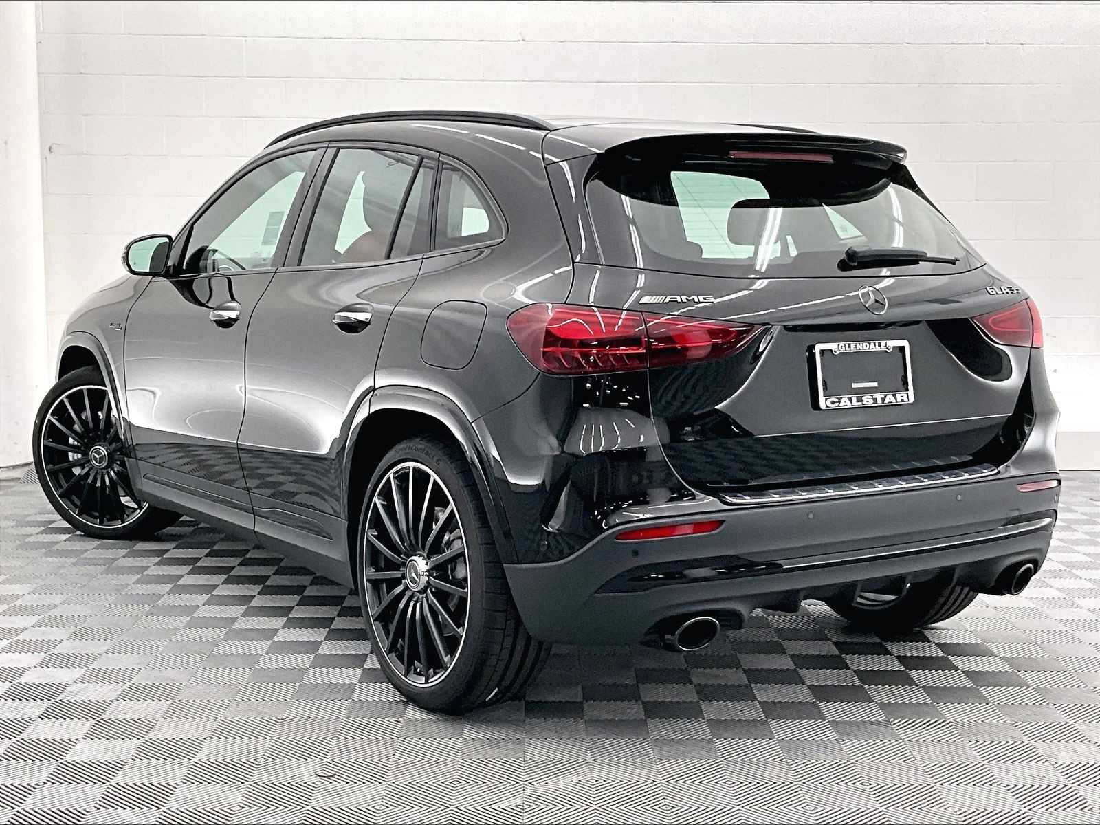 2026 Mercedes-Benz GLA photo 2