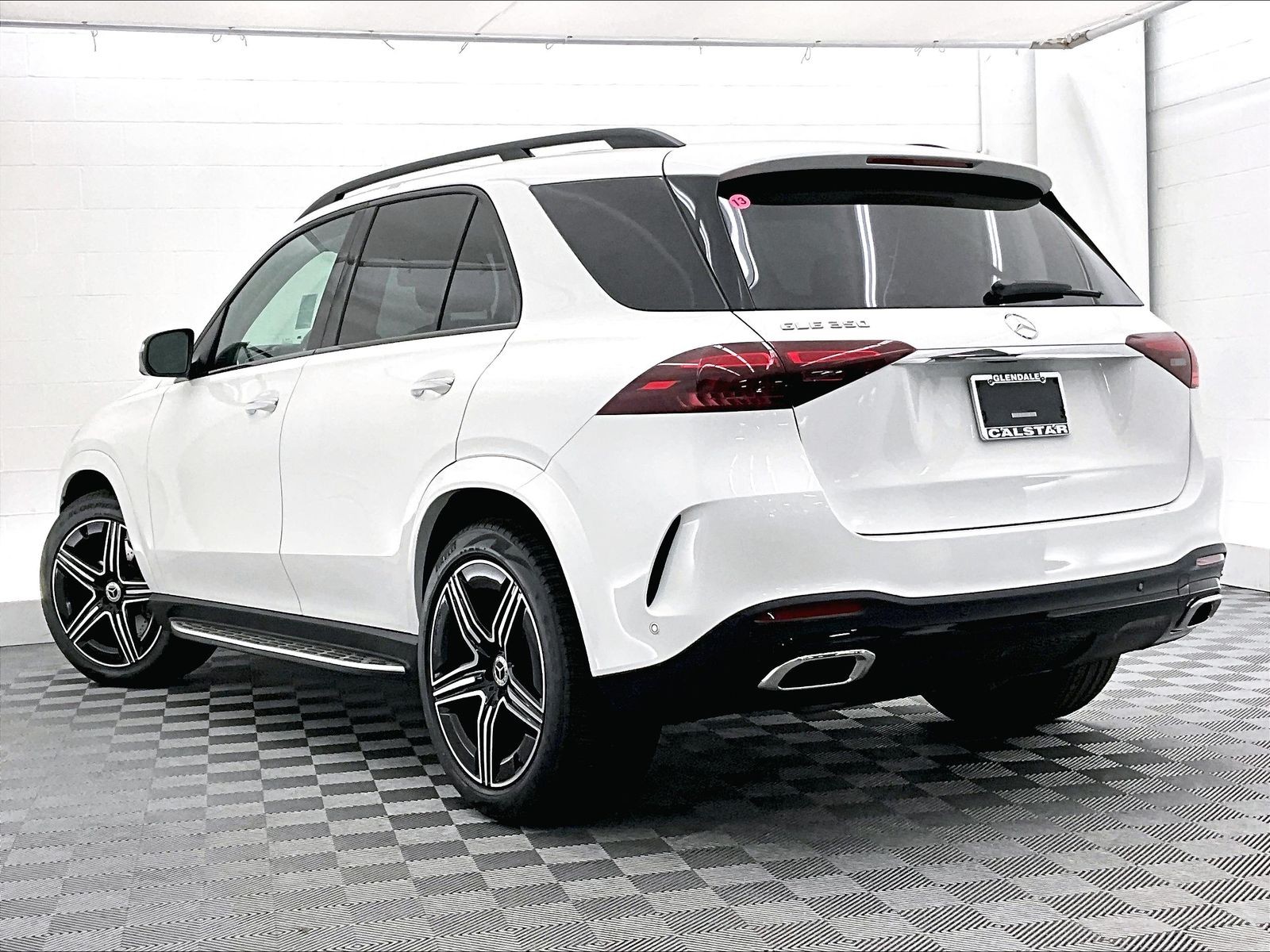 2026 Mercedes-Benz GLE photo 2