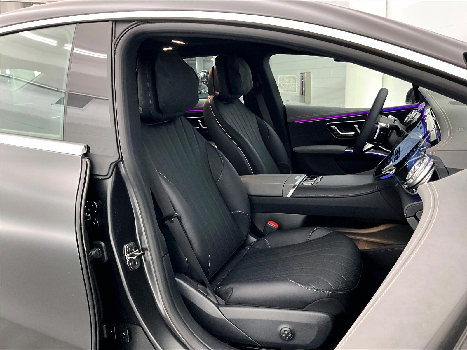 2026 Mercedes-Benz EQS photo 5