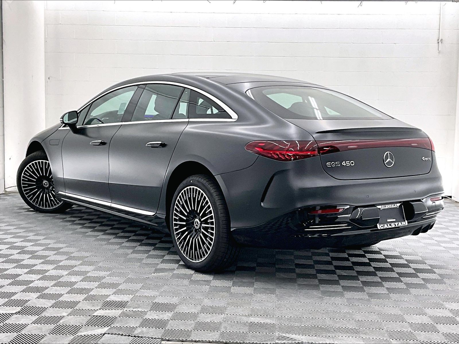 2026 Mercedes-Benz EQS photo 2