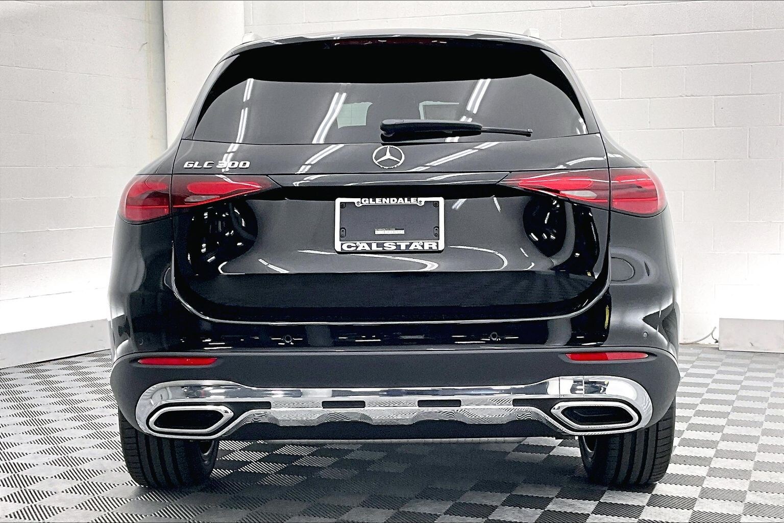 2026 Mercedes Benz GLC 300 photo 3