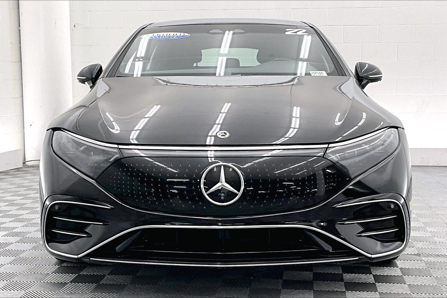 2022 Mercedes Benz EQS Sedan 580 4MATIC photo 2