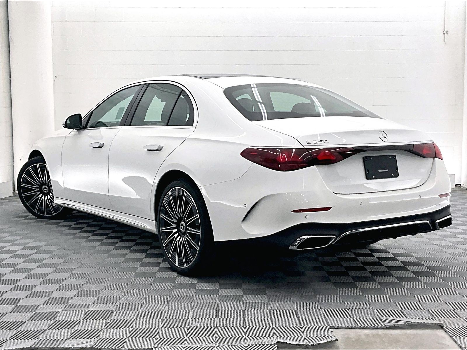 2026 Mercedes-Benz E-Class photo 2