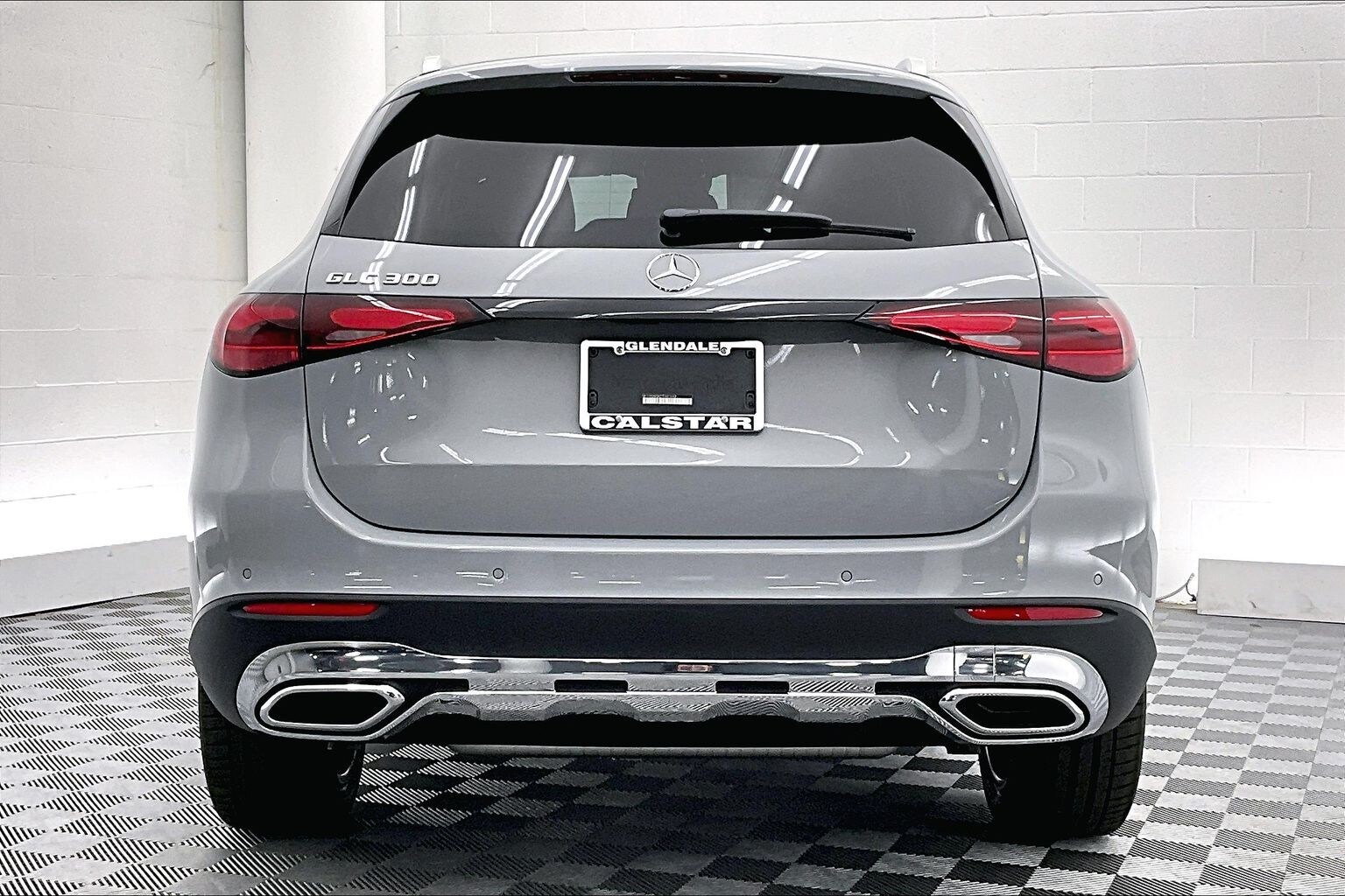 2026 Mercedes Benz GLC 300 photo 3