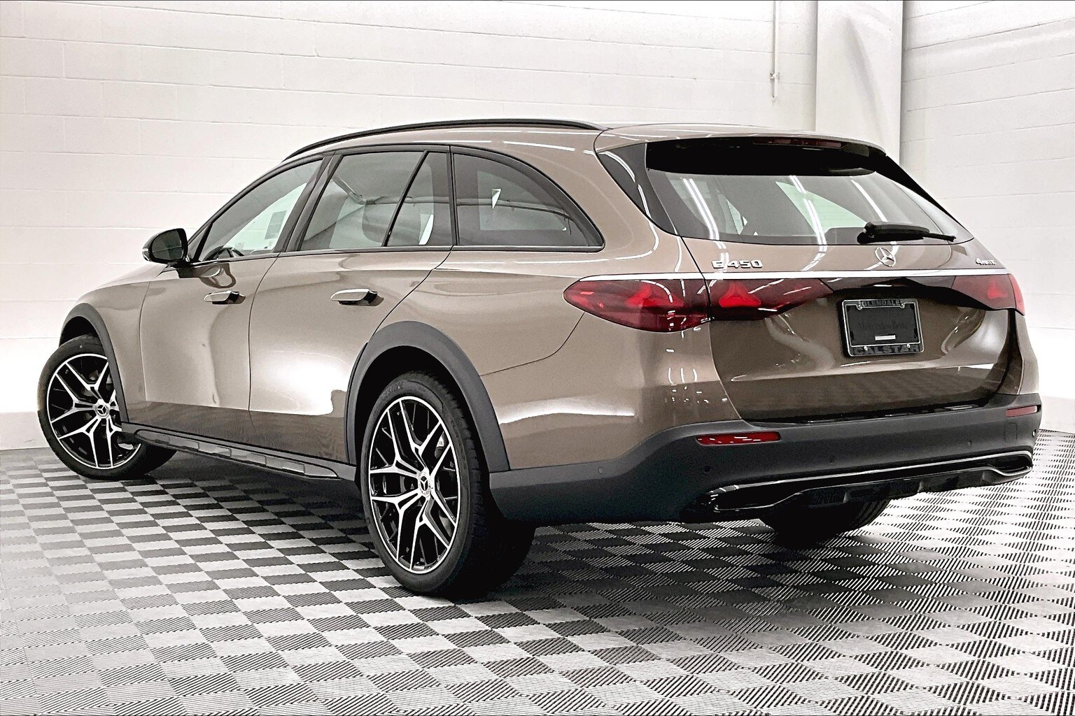 2026 Mercedes Benz E 450 4MATIC All-Terrain photo 2
