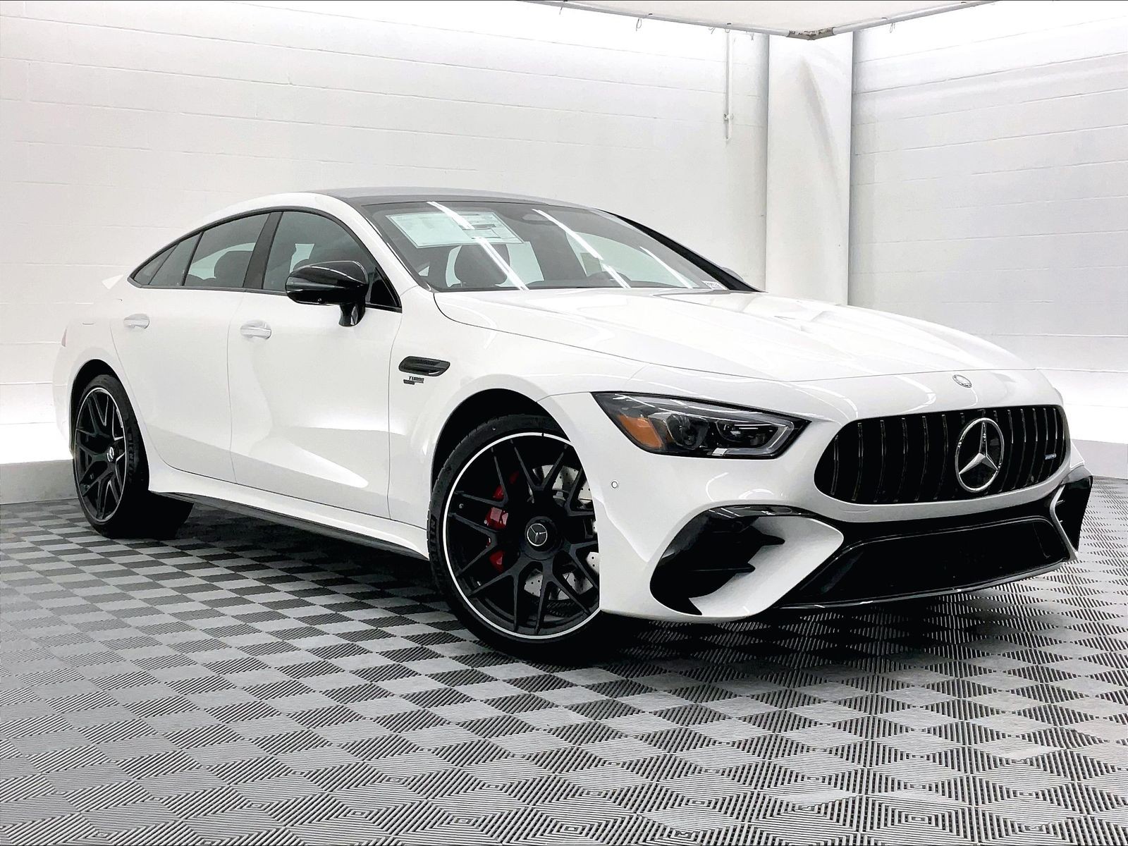 2026 Mercedes-Benz AMG GT 4-Door Coupe 43 - Photo 16