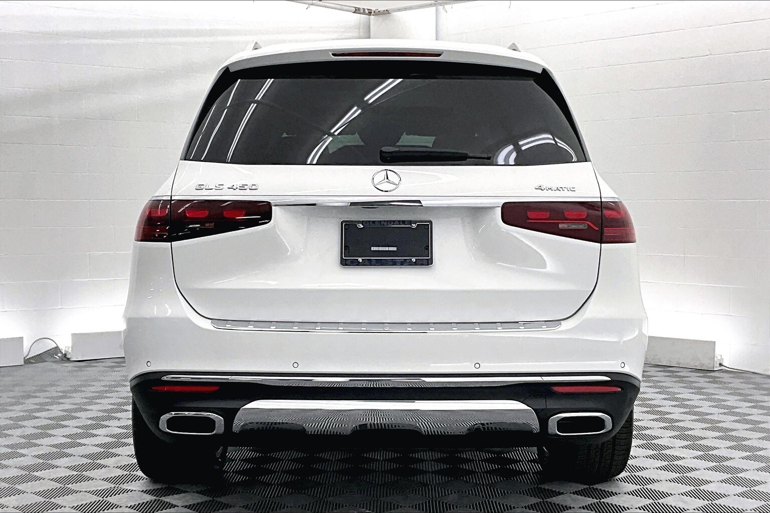2025 Mercedes Benz GLS 450 4MATIC photo 3
