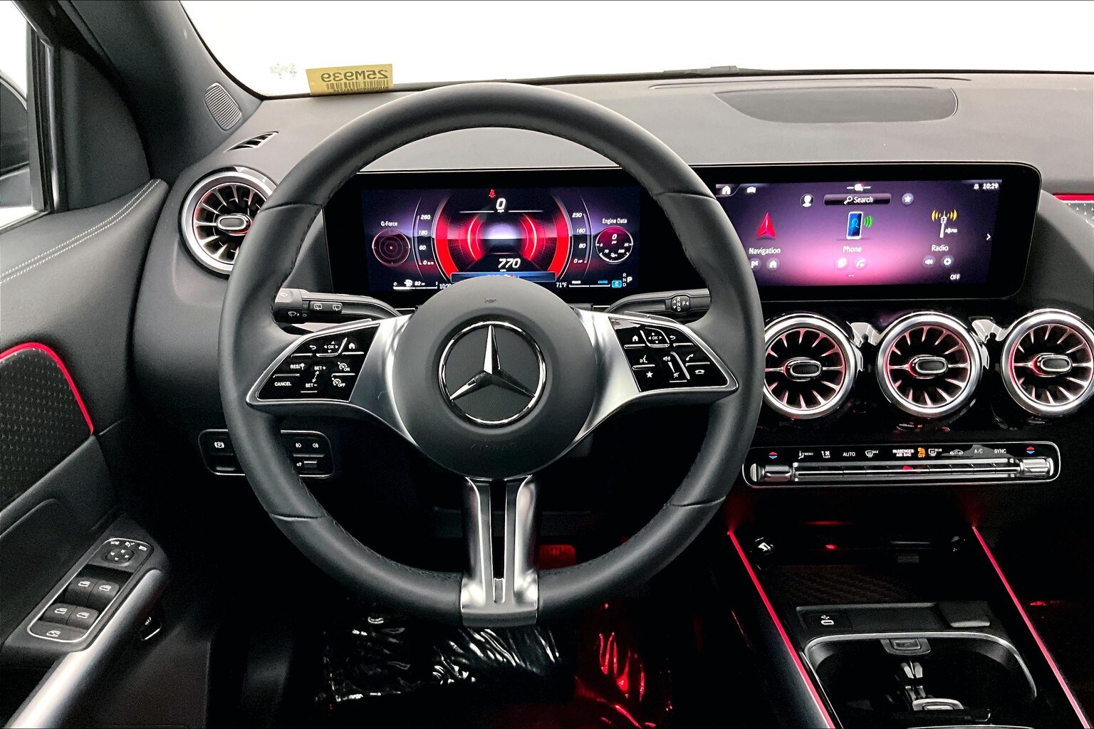 2025 Mercedes Benz GLA 250 photo 4