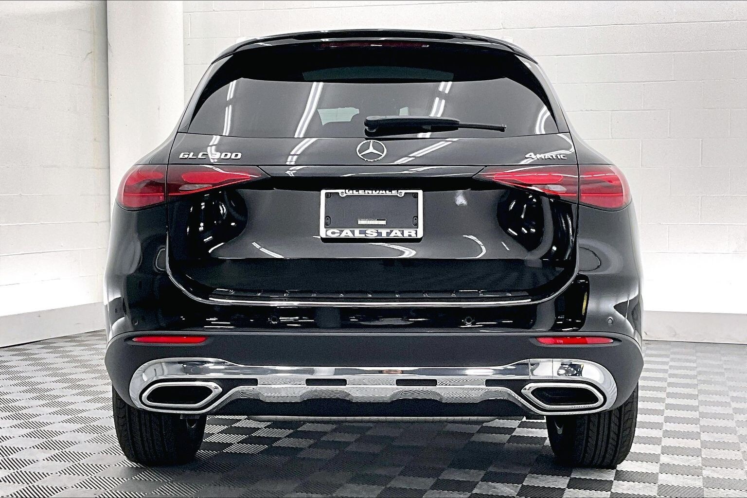 2026 Mercedes Benz GLC 300 4MATIC photo 3