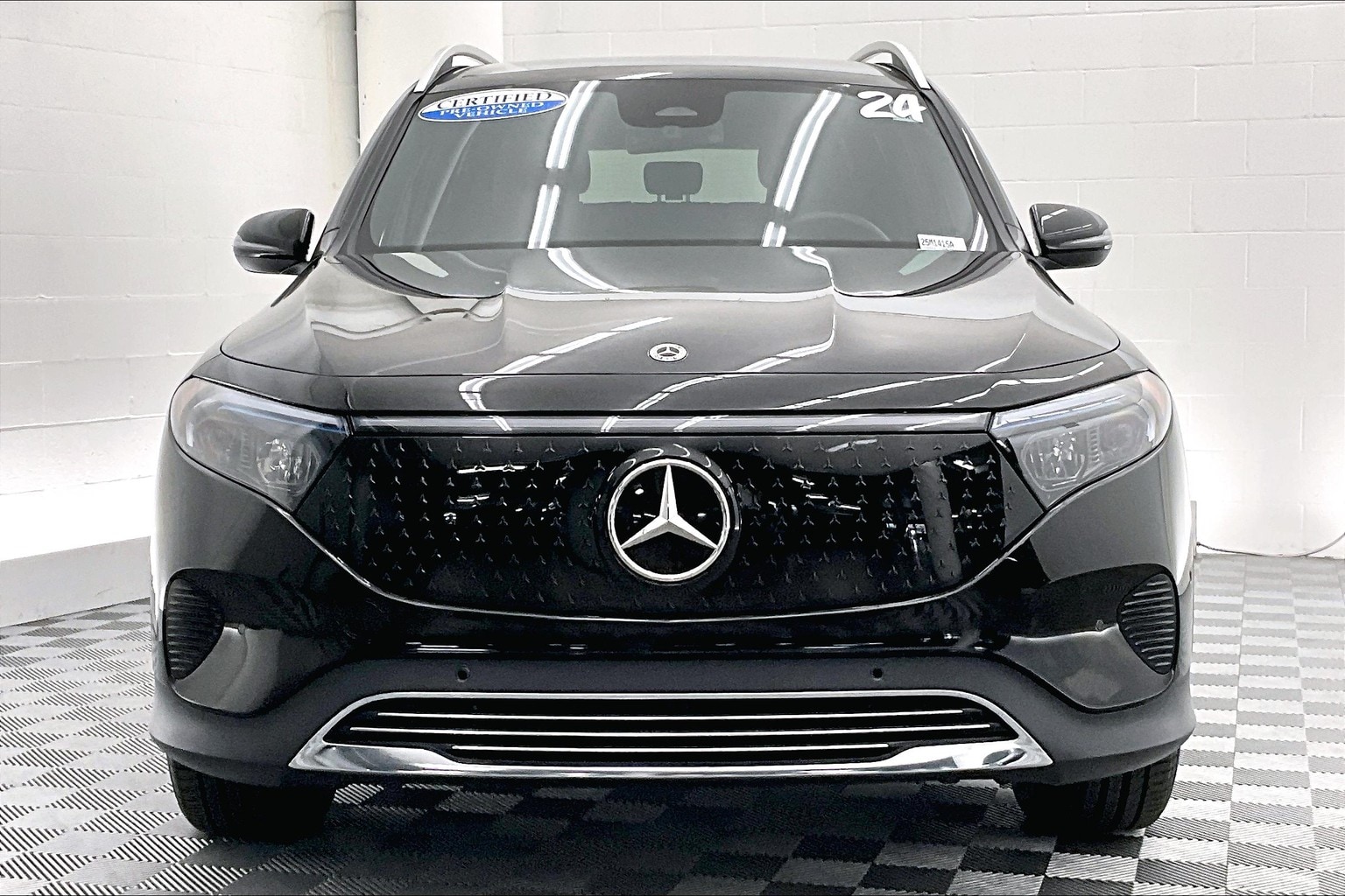 Certified 2024 Mercedes-Benz EQB Base with VIN W1N9M0CB9RN092095 for sale in Glendale, CA