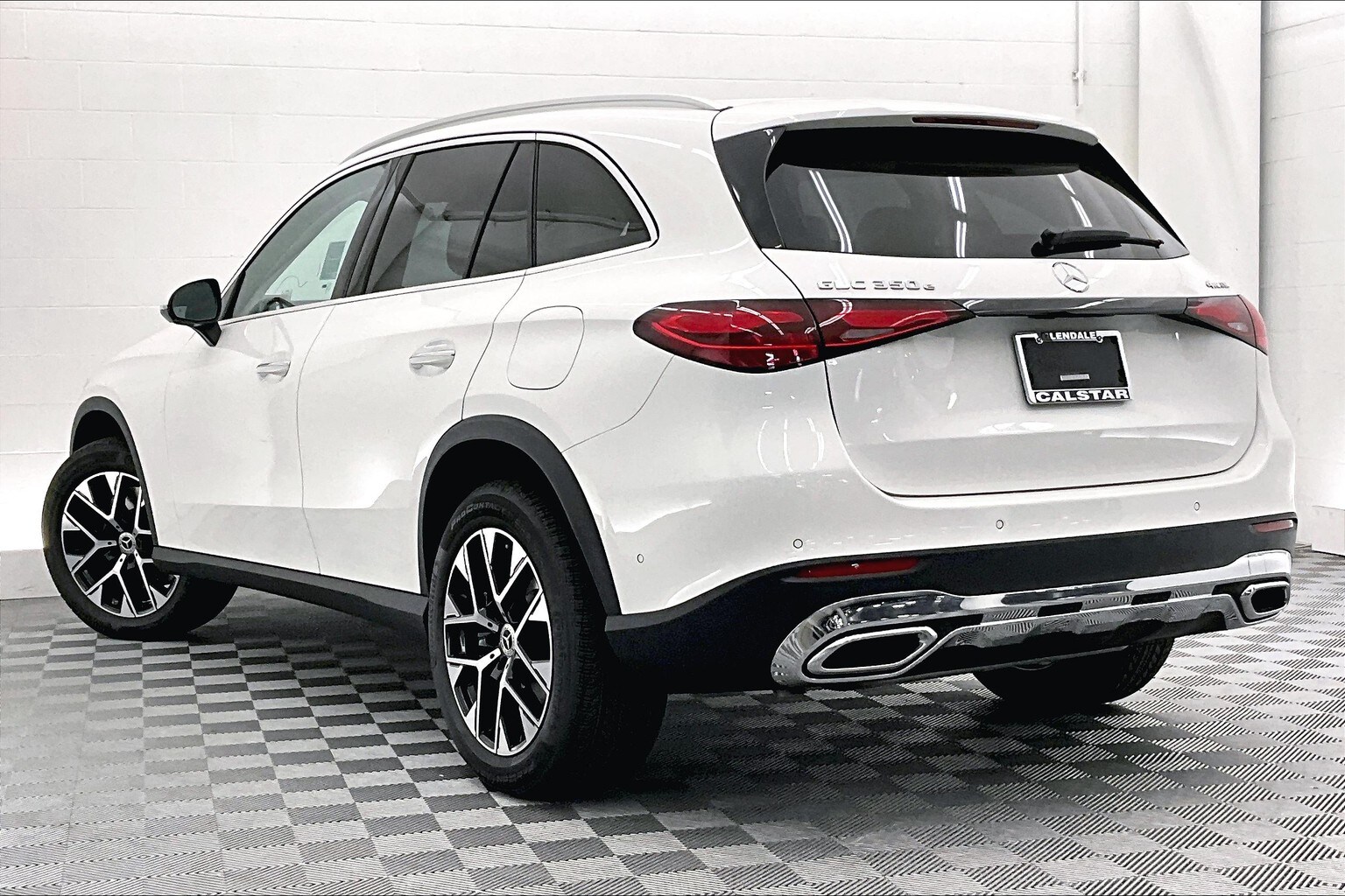 2026 Mercedes Benz GLC 350e 4MATIC photo 2