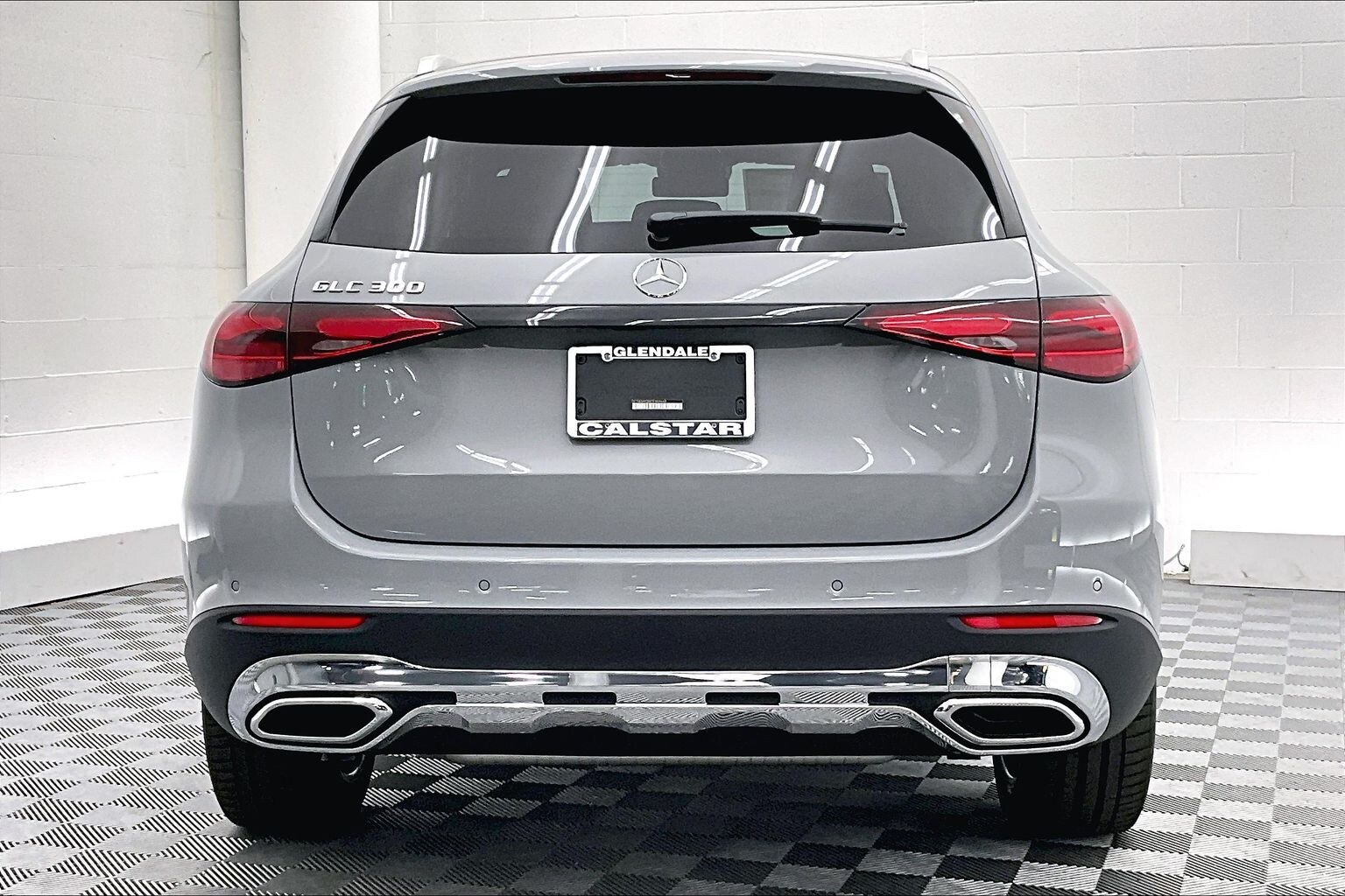 2026 Mercedes Benz GLC 300 photo 3