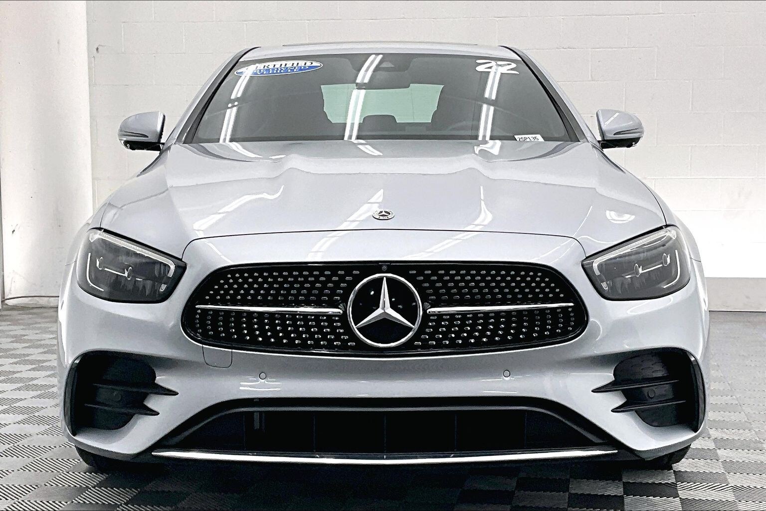 2022 Mercedes Benz E 350 Sedan photo 2