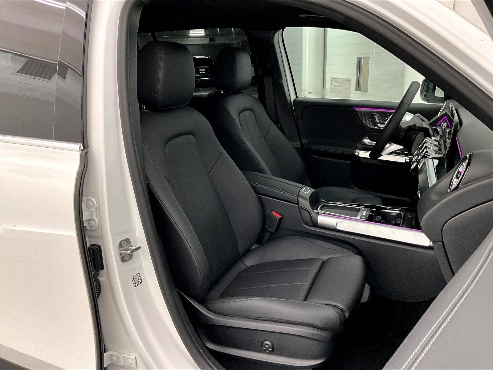 2026 Mercedes-Benz GLB photo 5