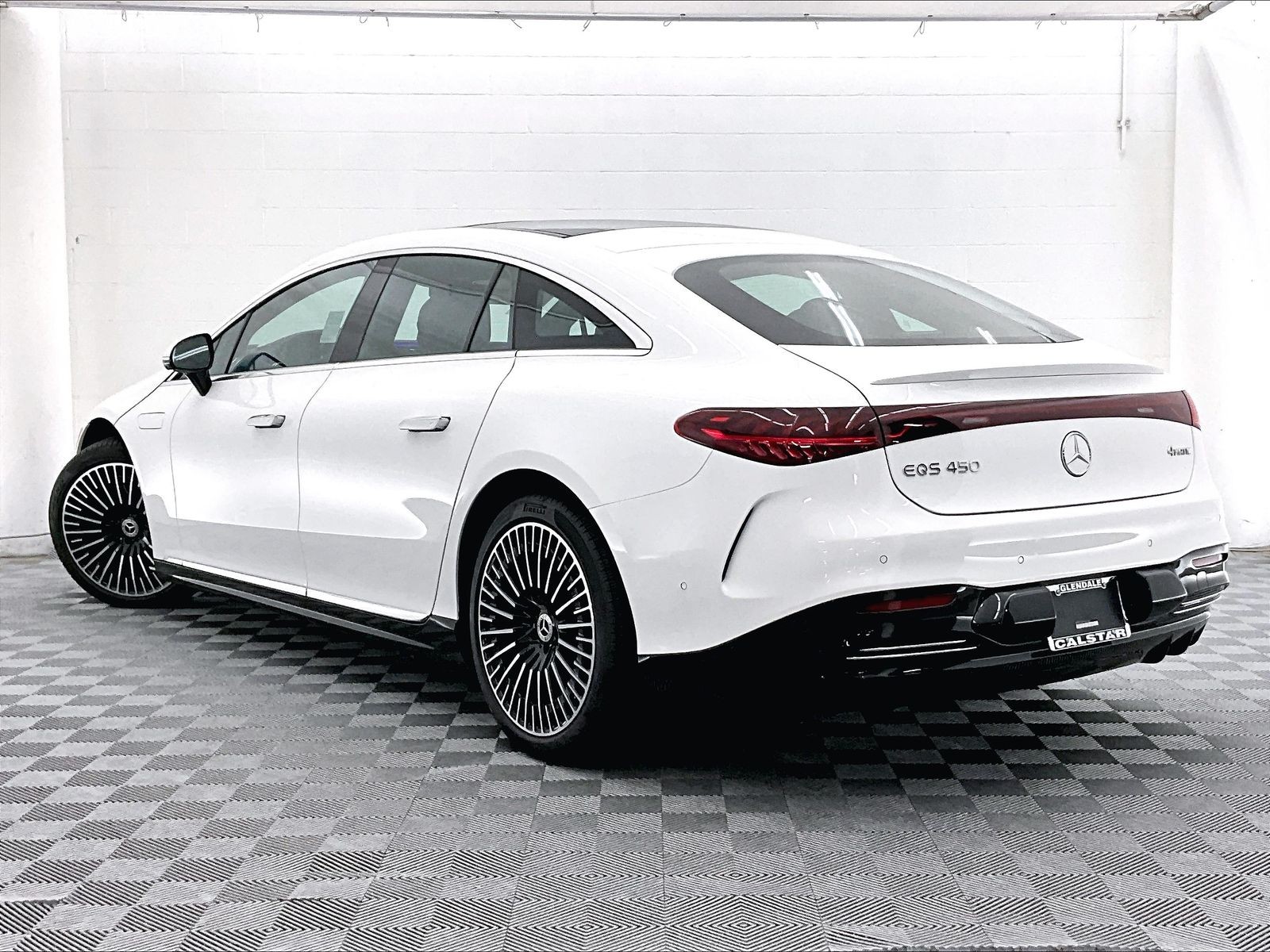 2026 Mercedes-Benz EQS photo 2