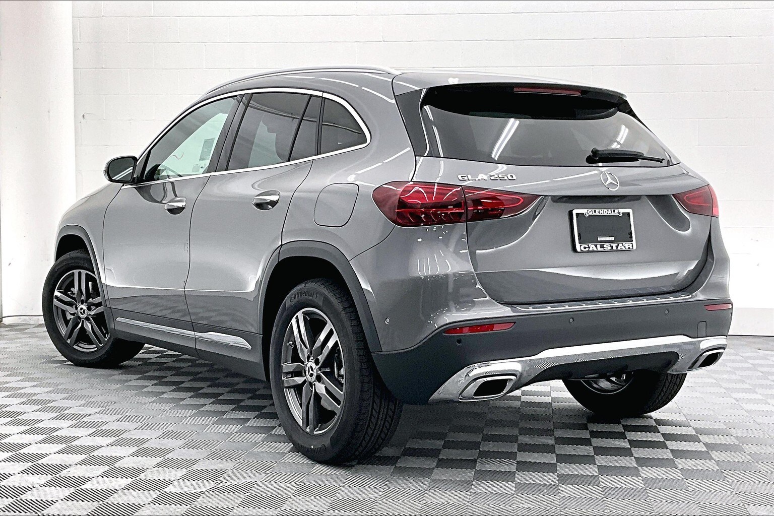 2026 Mercedes Benz GLA 250 photo 2