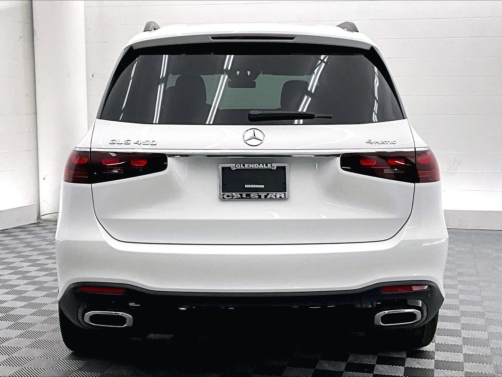 2026 Mercedes-Benz GLS photo 3