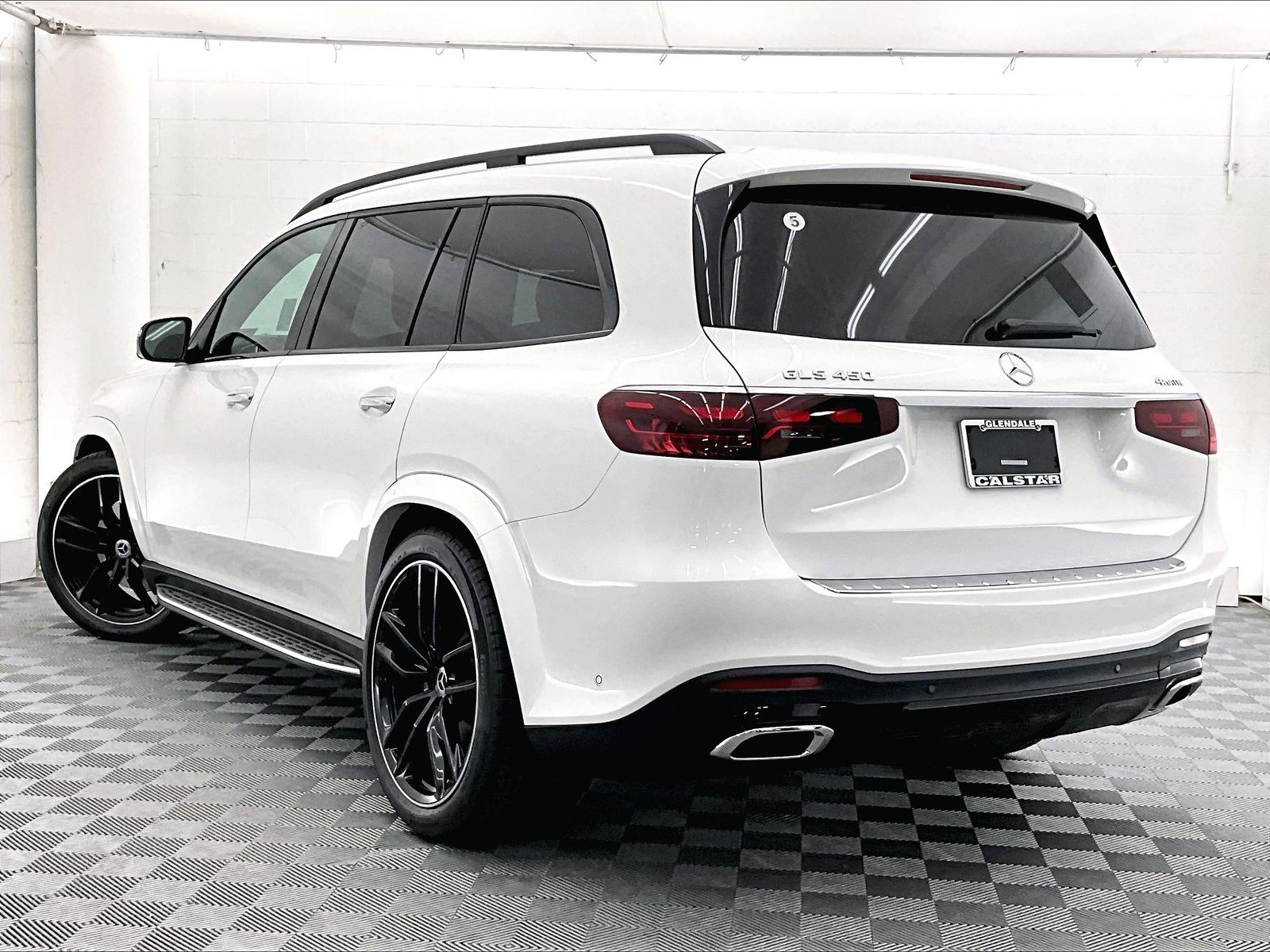 2026 Mercedes-Benz GLS photo 2