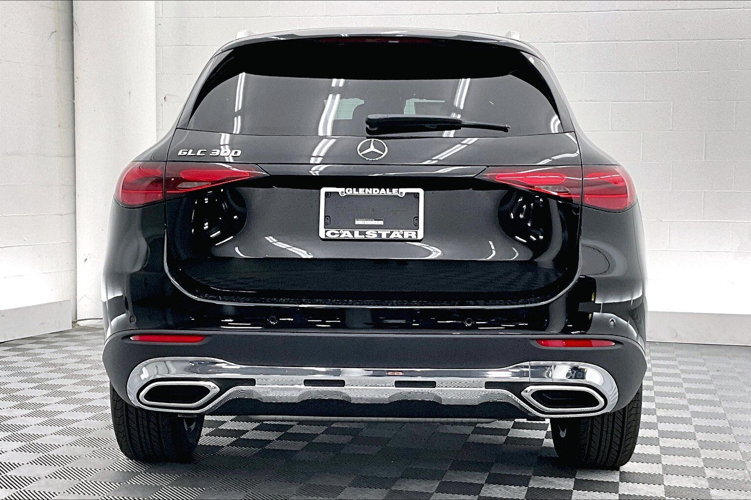 2026 Mercedes Benz GLC 300 photo 3