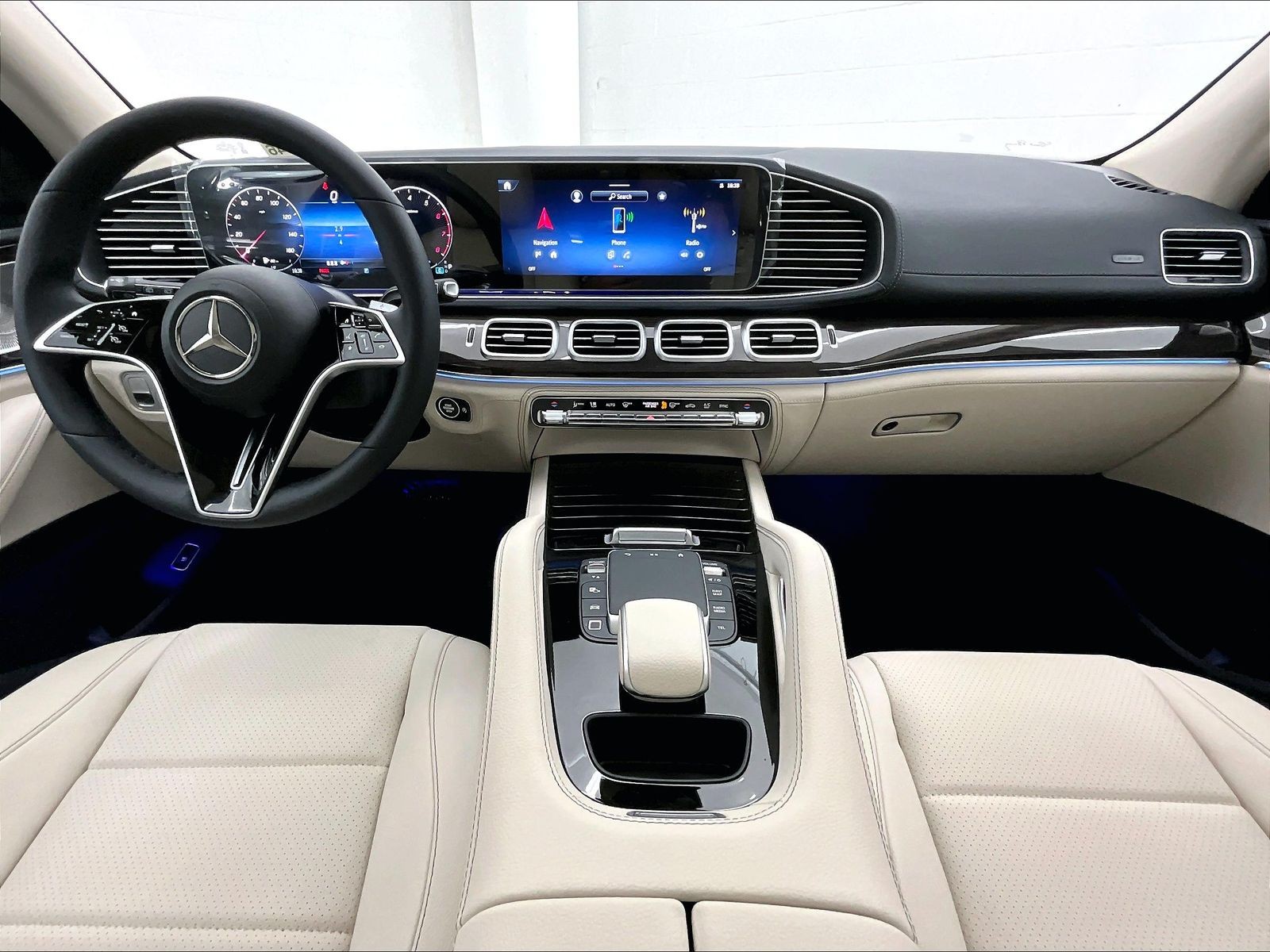 2026 Mercedes-Benz GLE photo 4