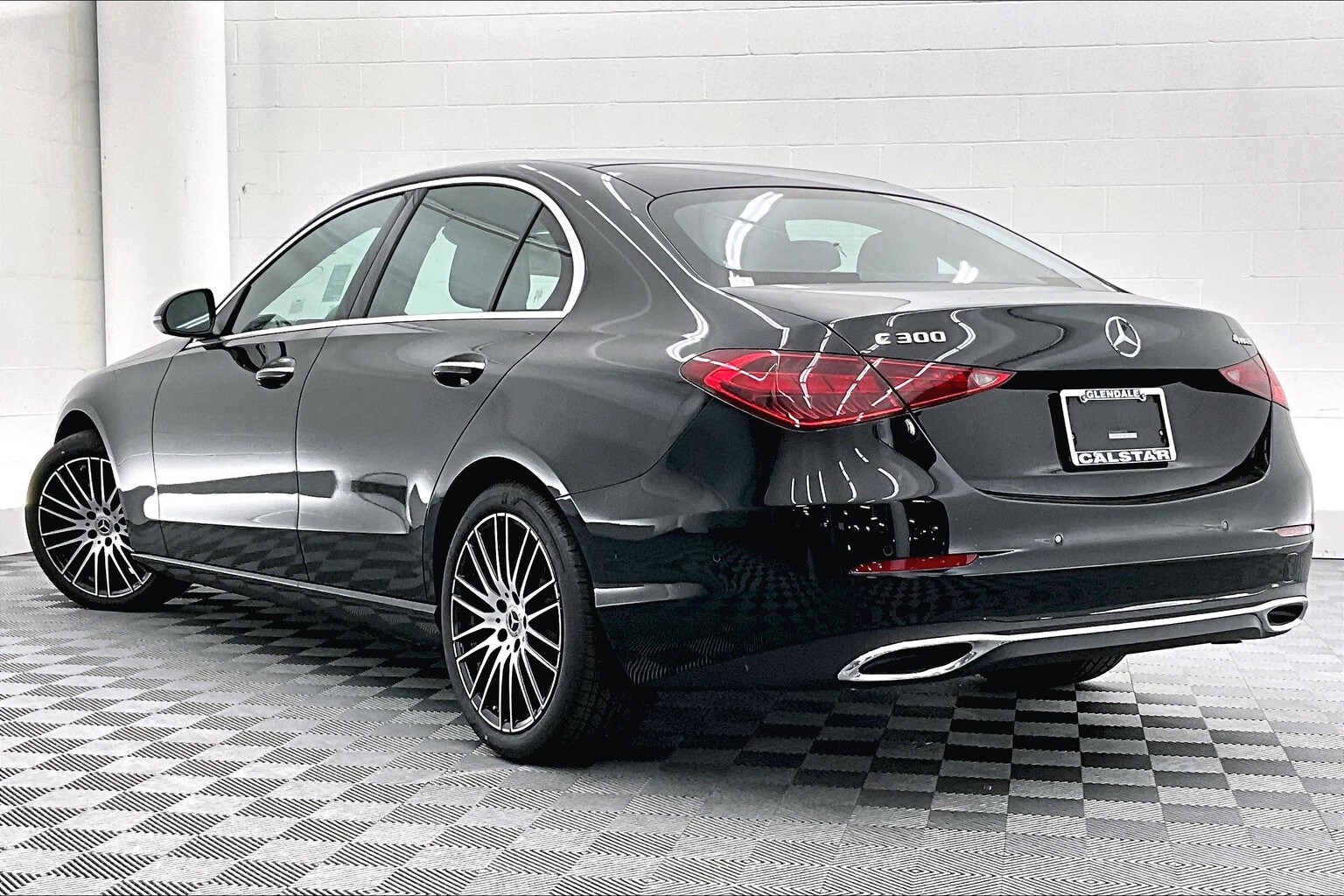 2025 Mercedes Benz C 300 4MATIC photo 2