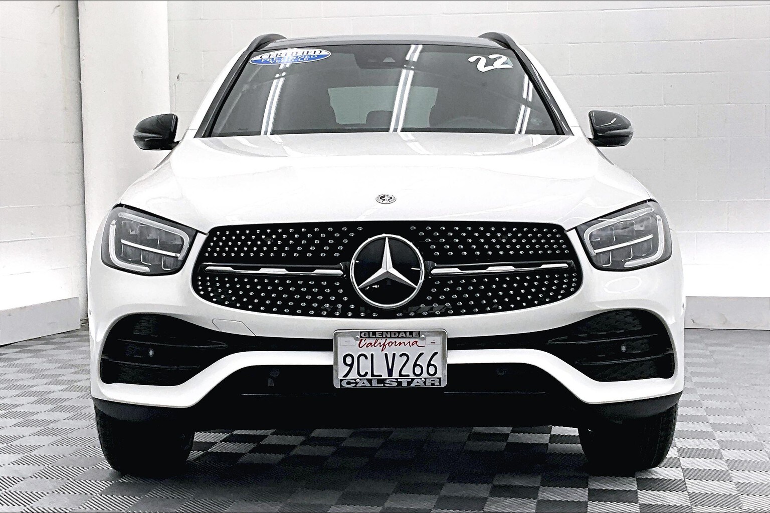 2022 Mercedes Benz GLC 300 photo 2