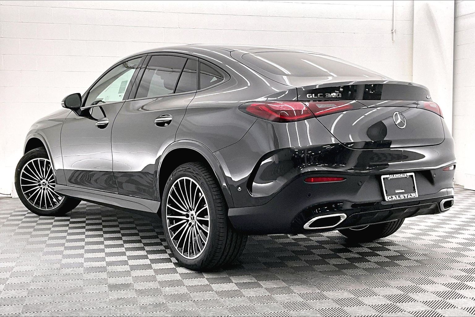 View vehicle photo 2