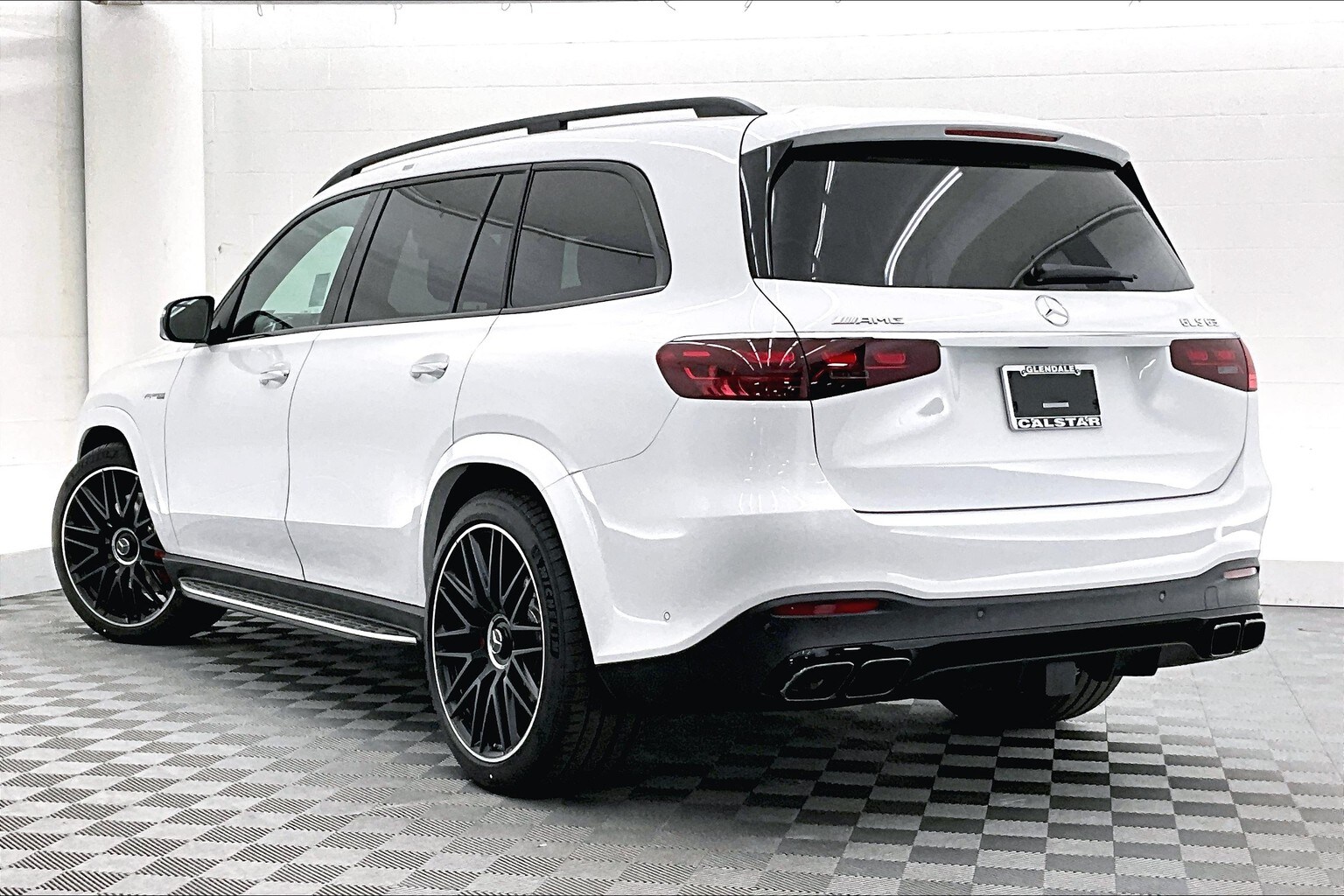2025 Mercedes Benz GLS AMG 63 4MATIC photo 2