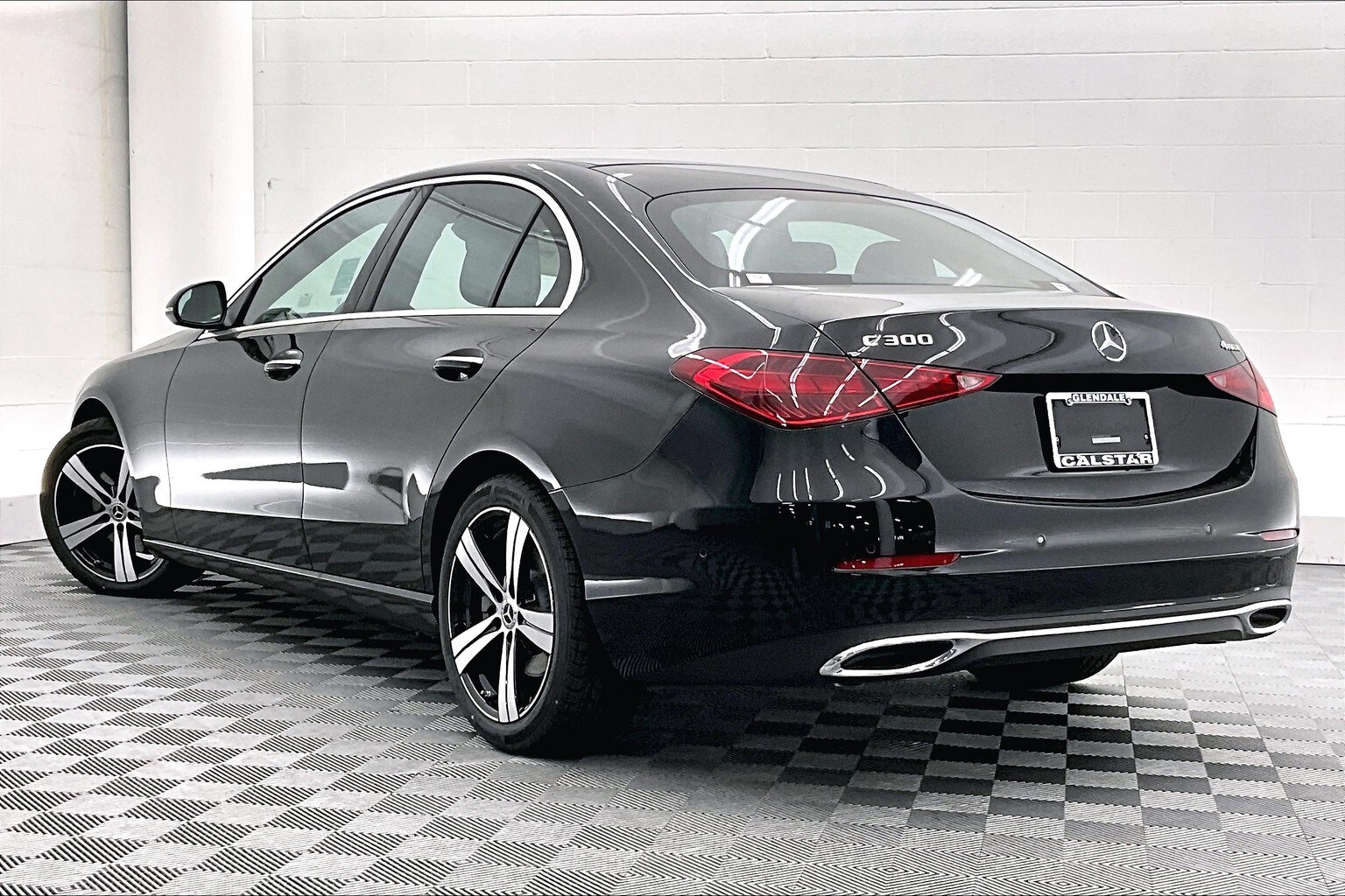 2025 Mercedes Benz C 300 4MATIC photo 2