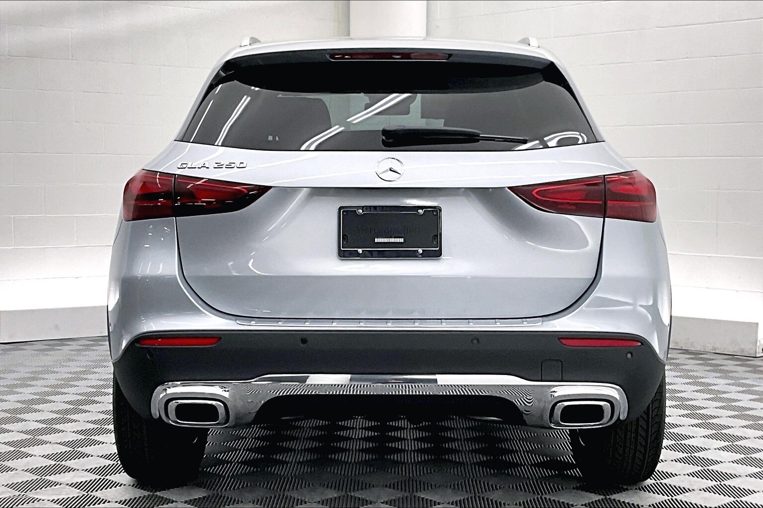 2026 Mercedes Benz GLA 250 photo 3