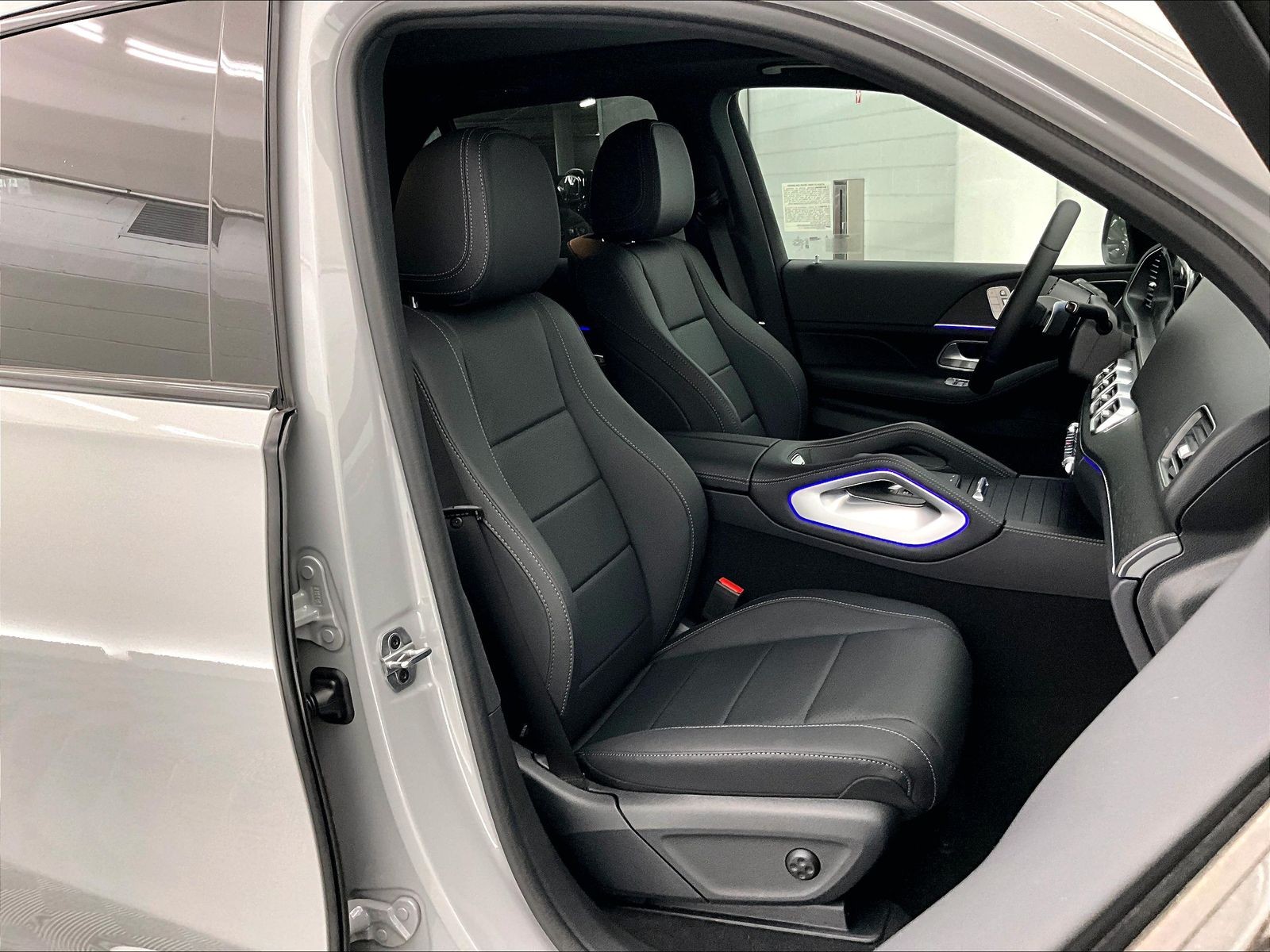 2026 Mercedes-Benz GLE photo 5