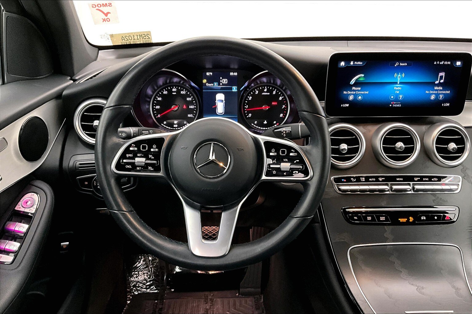 2021 Mercedes Benz GLC 300 photo 3