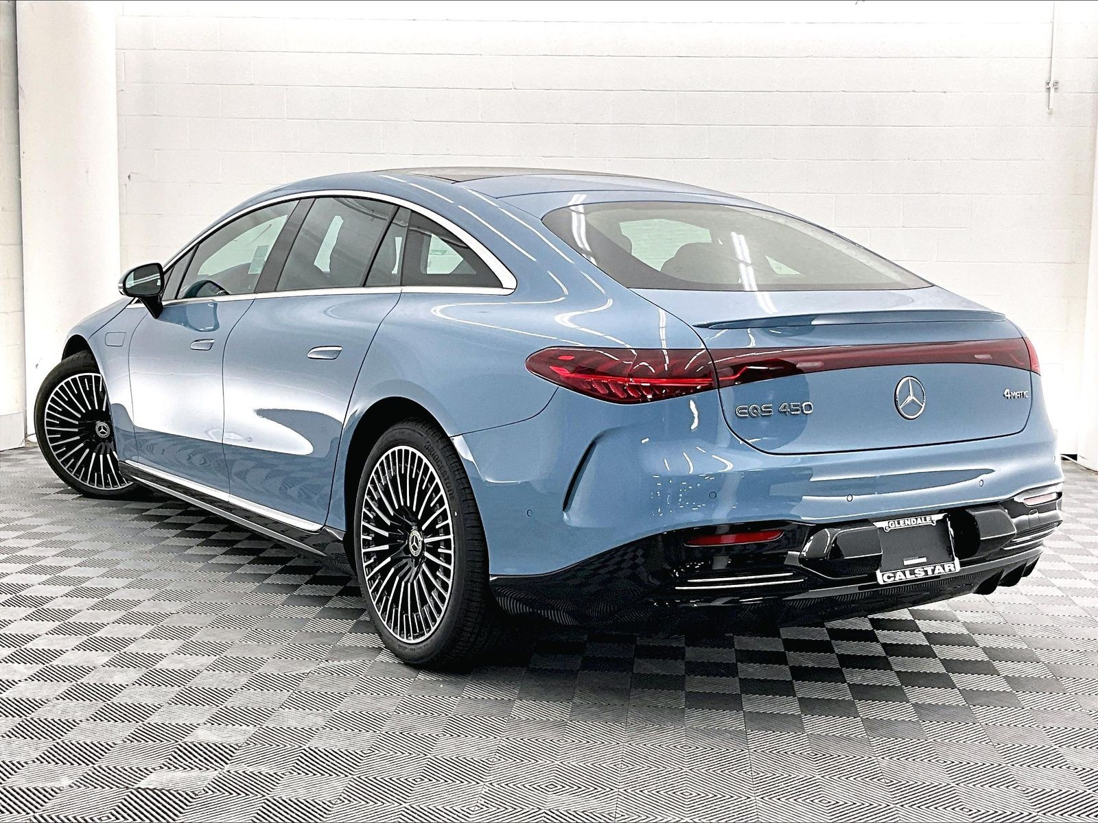 2026 Mercedes-Benz EQS photo 2