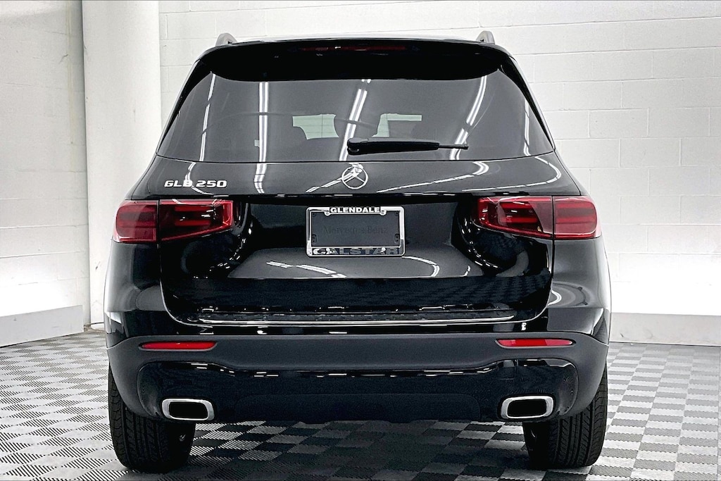New 2026 Mercedes-Benz GLB 250 SUV
