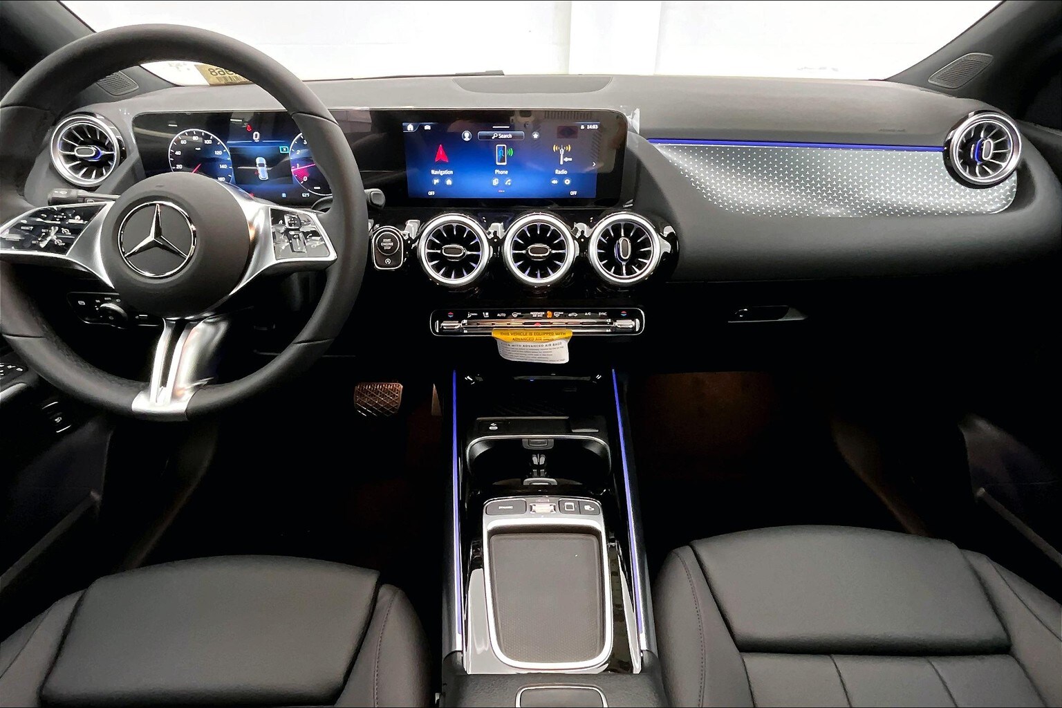 2025 Mercedes Benz GLA 250 photo 4