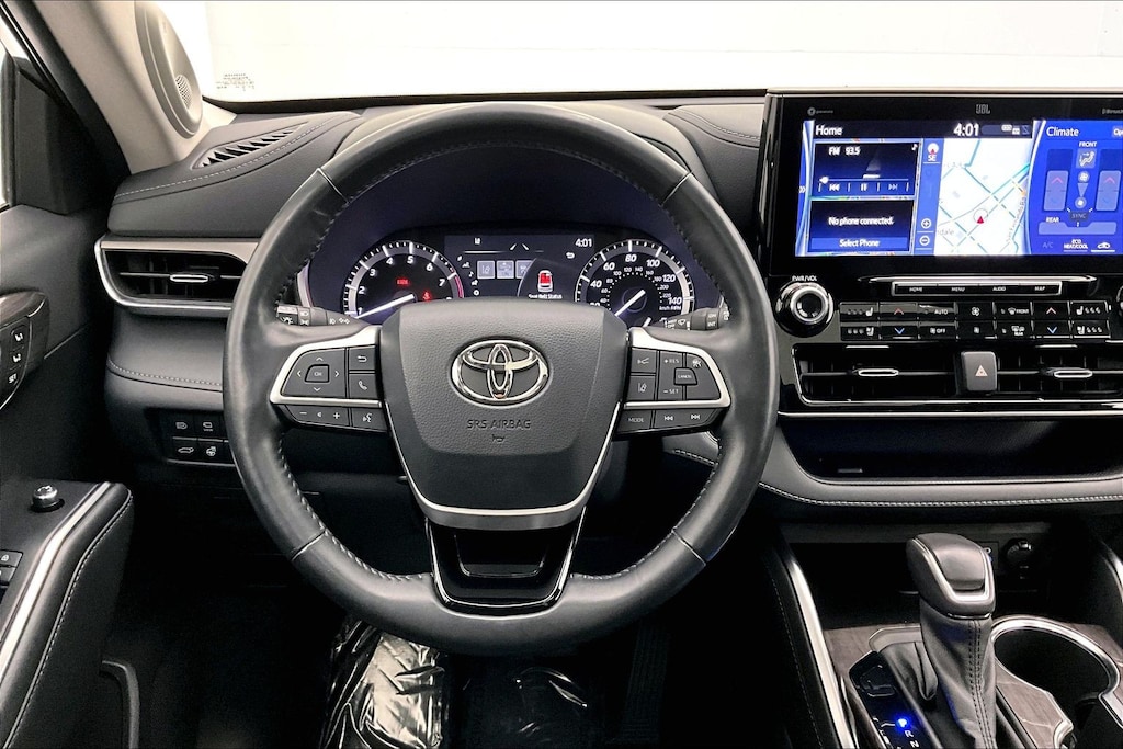 Used 2022 Toyota Highlander Limited SUV