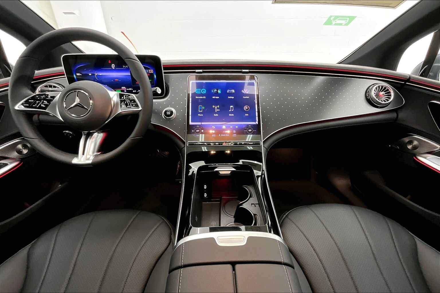 2026 Mercedes Benz EQE Sedan photo 4