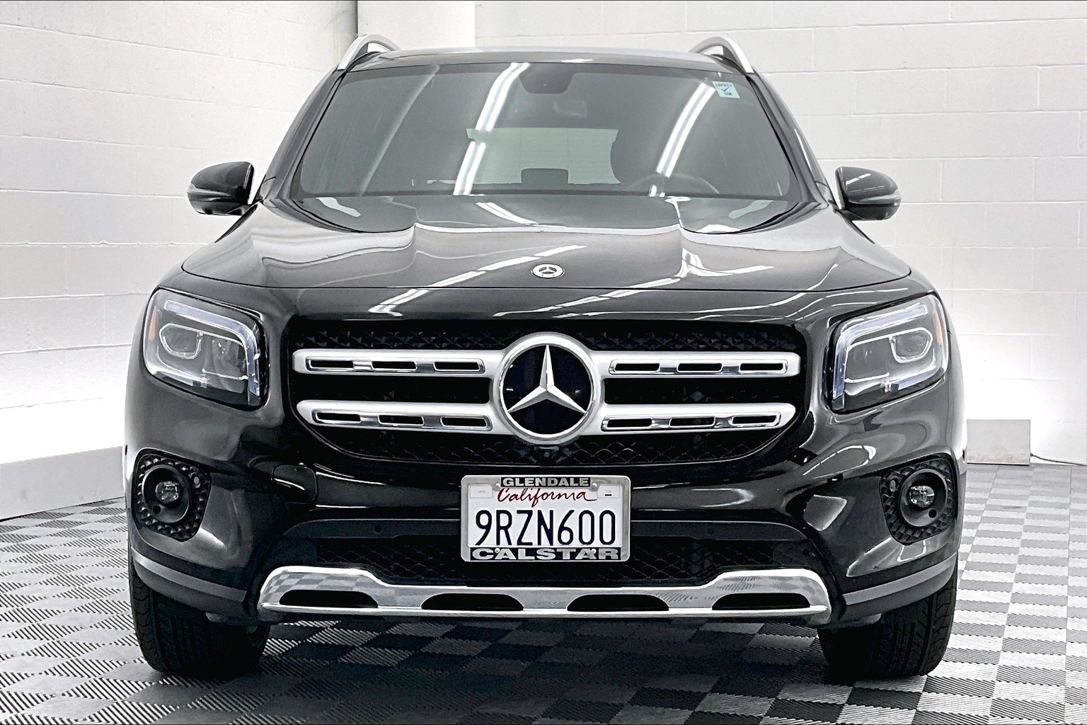 Certified 2022 Mercedes-Benz GLB Base with VIN W1N4M4GB9NW185098 for sale in Glendale, CA