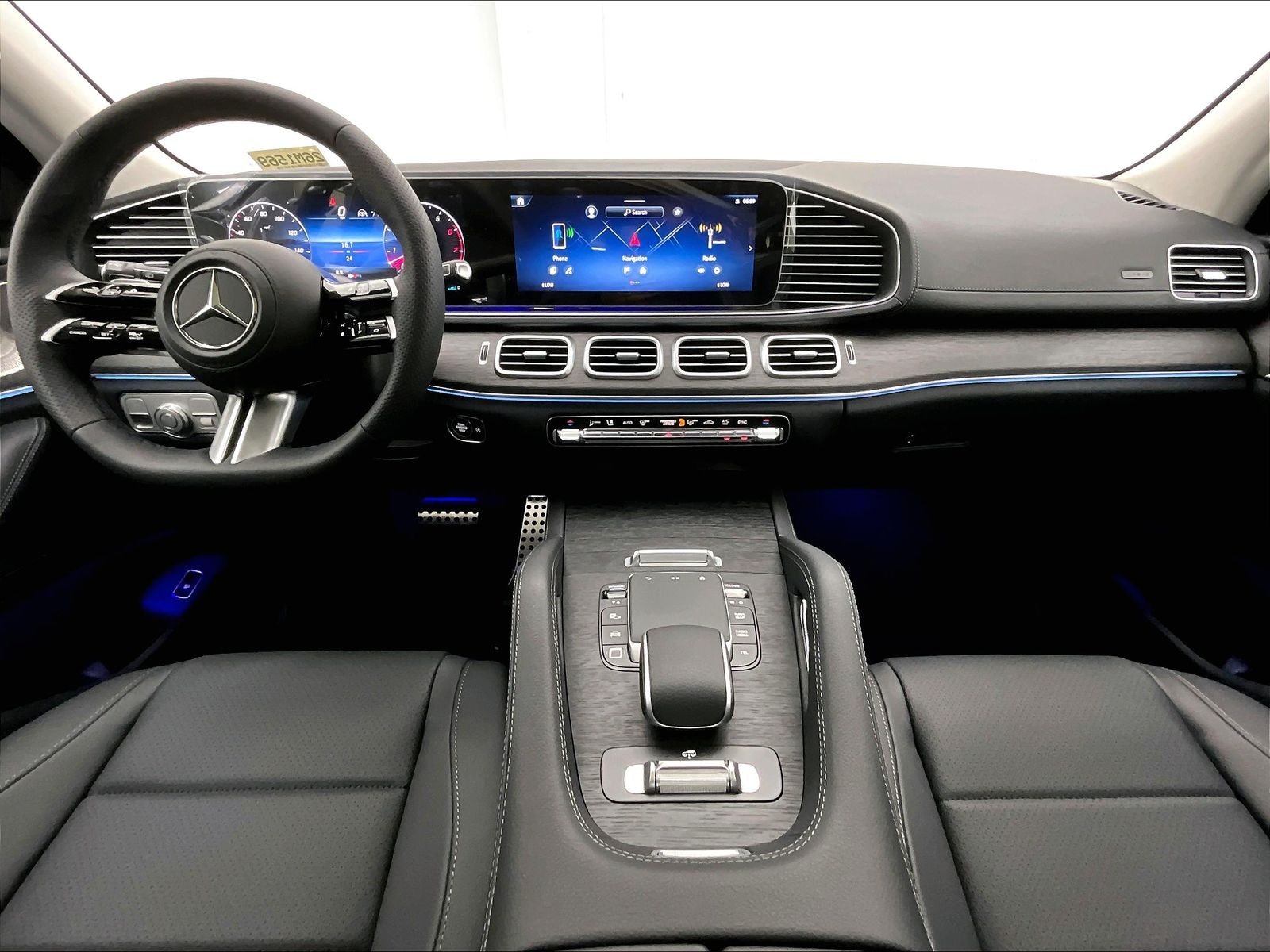 2026 Mercedes-Benz GLS photo 4