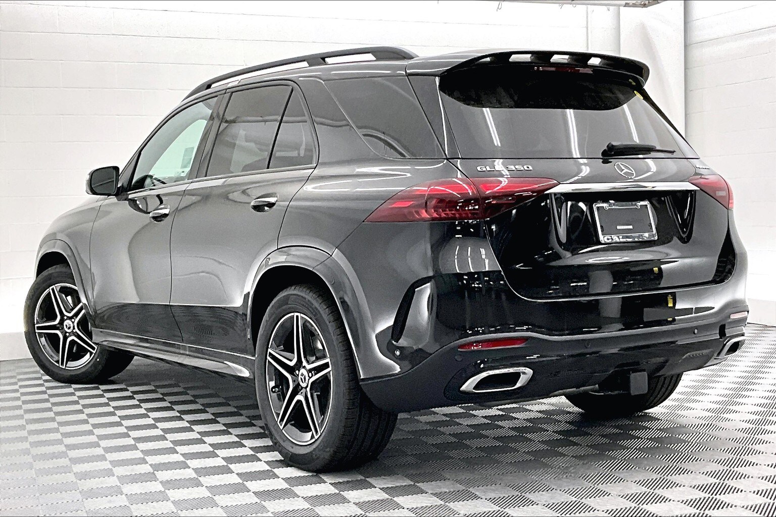 2026 Mercedes Benz GLE 350 4MATIC photo 2