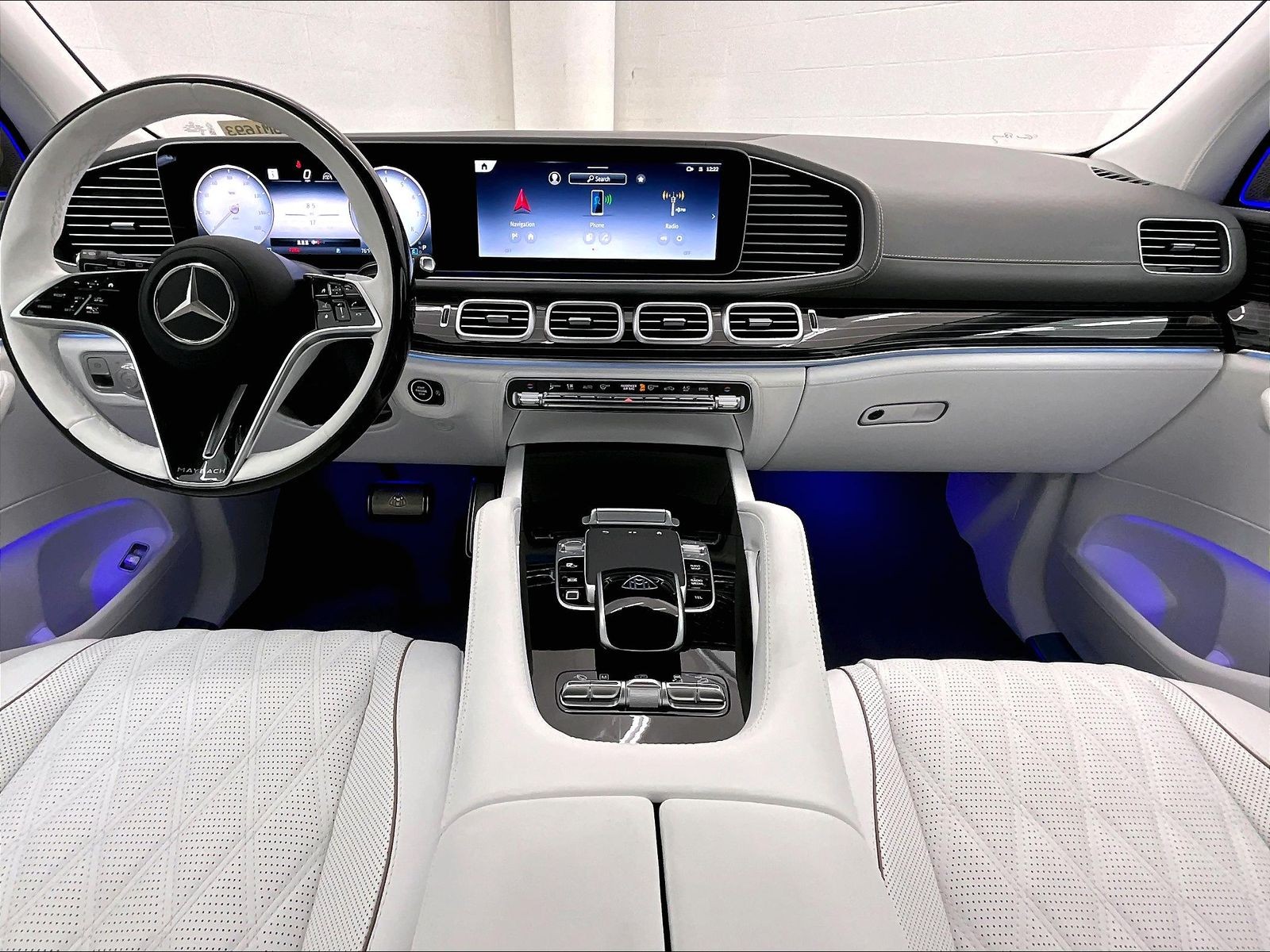 2026 Mercedes-Benz GLS photo 4